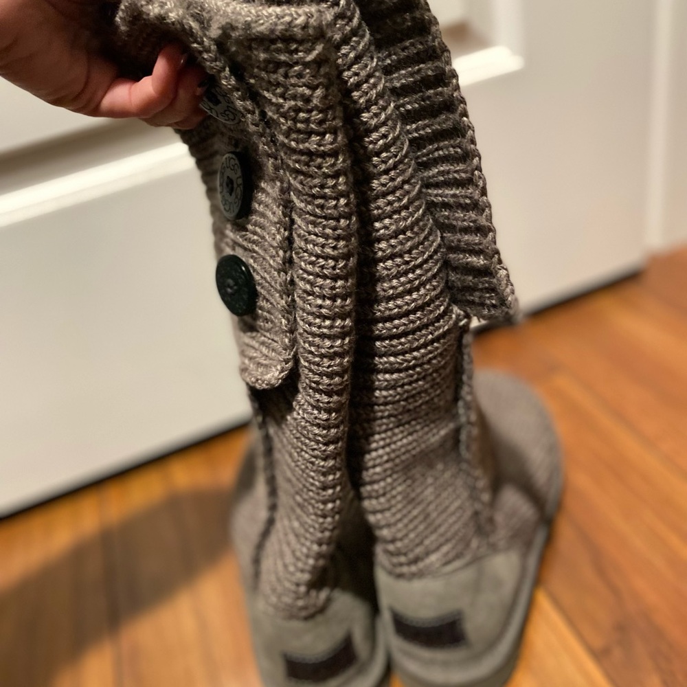 UGG Bailey button tall knit Uggs - Picture 4 of 5